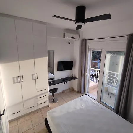 Ammos Seaside - 100 Metres From The Sea *