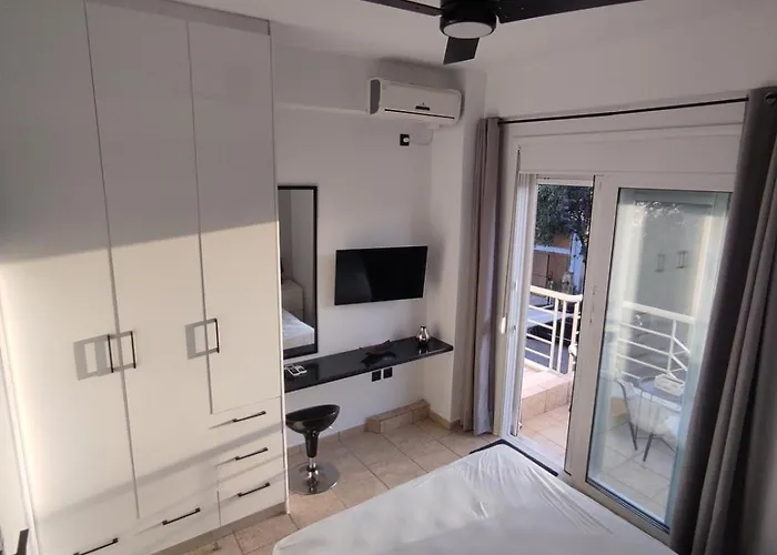 Ammos Seaside - 100 Metres From The Sea *