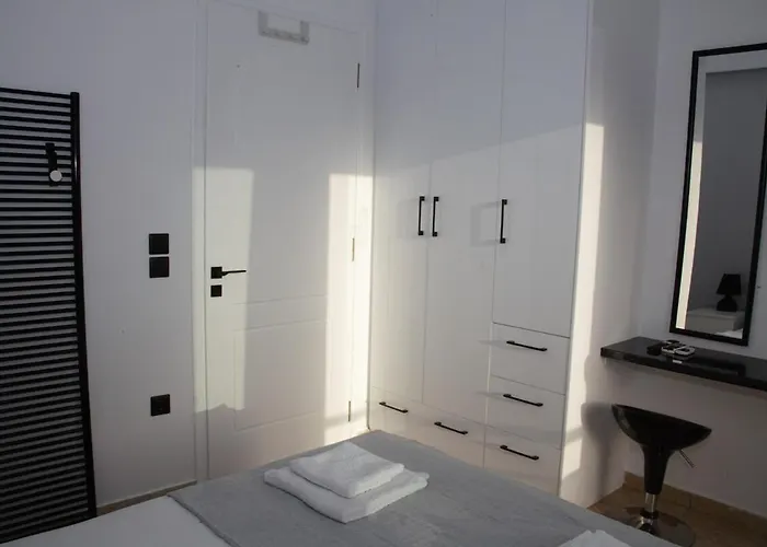 Ammos Seaside - 100 Metres From The Sea 아파트 *